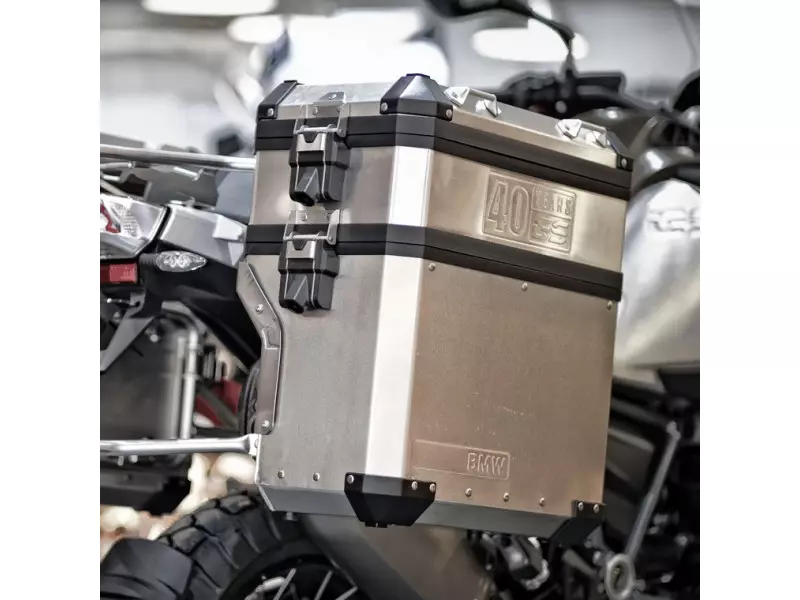 BMW Motorrad Volume Extension Set For Aluminum Panniers 27l (Silver)- F850GS / F850GSA / R1200GS / R1200GSA / R1250GS / R1250GSA - Image 3