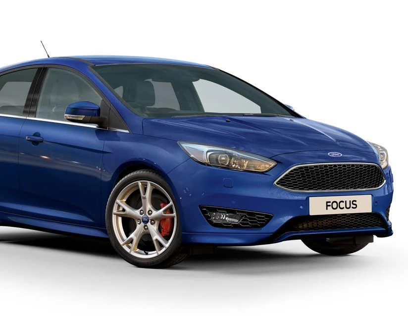 Ford Focus Front Bumper Skirt with high gloss black aerofoil and integrated lower grille 09/2014 03/2018