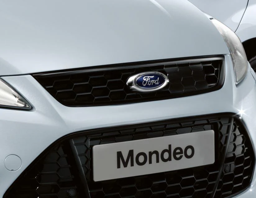 Ford Mondeo Front Grille upper part 09/2010 08/2014