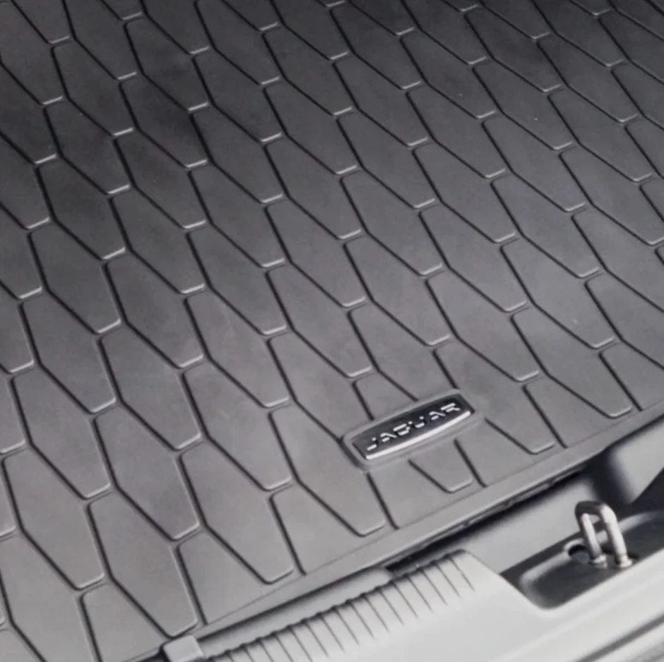 Jaguar Loadspace Rubber Mat with Space Saver Spare Wheel - Image 2