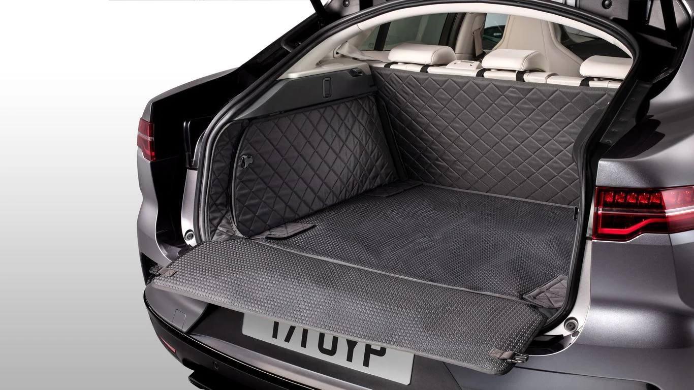 Jaguar Quilted Loadspace Liner - Image 2