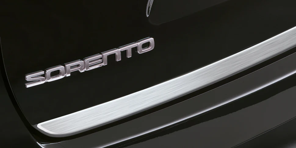 Kia Tailgate Trim Line