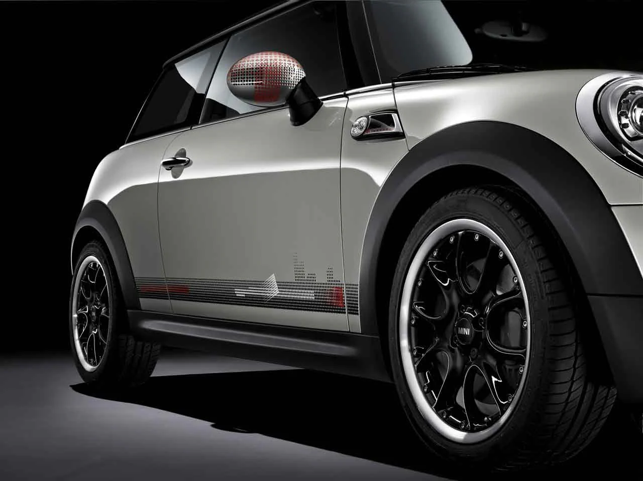 MINI Genuine 17" Light Alloy Wheel Web-Spoke Composite R98 Black - Image 2