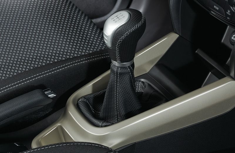 Suzuki Centre Console Coloured Trim Savannah Ivory