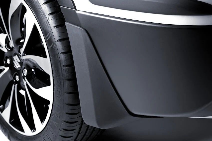 Suzuki Moulded rear mudflap set (black)