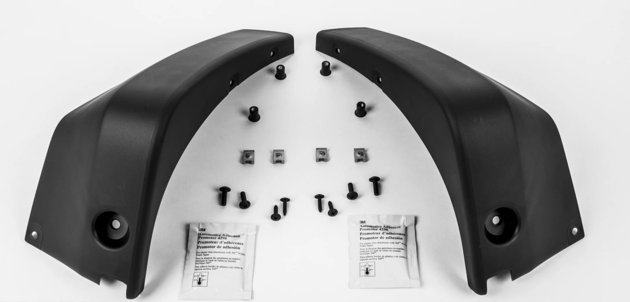 Suzuki Moulded rear mudflap set (black) - Image 3