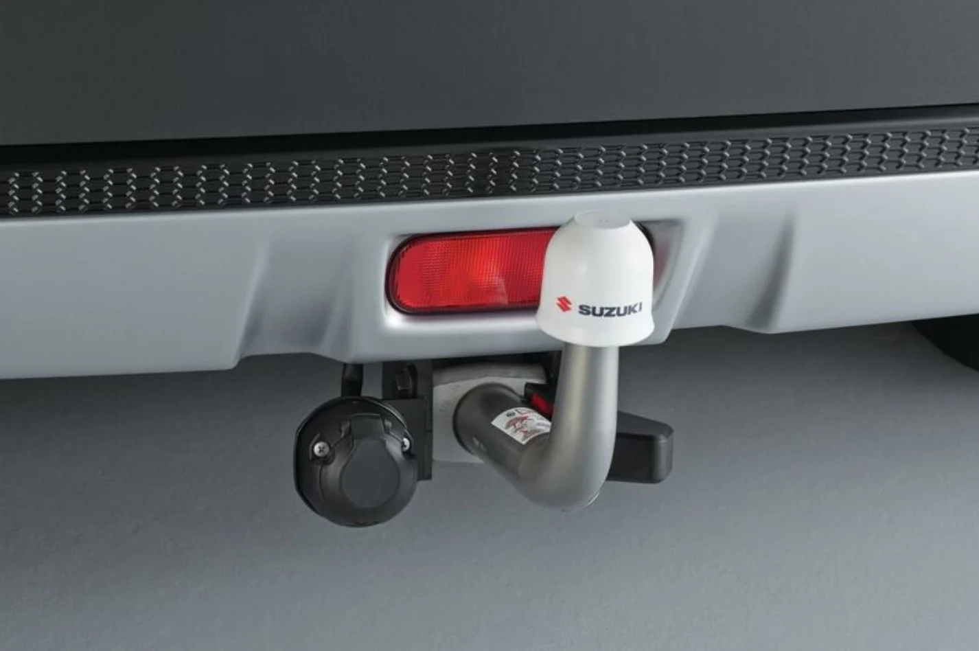 Suzuki Tow-bar assembly - detachable type