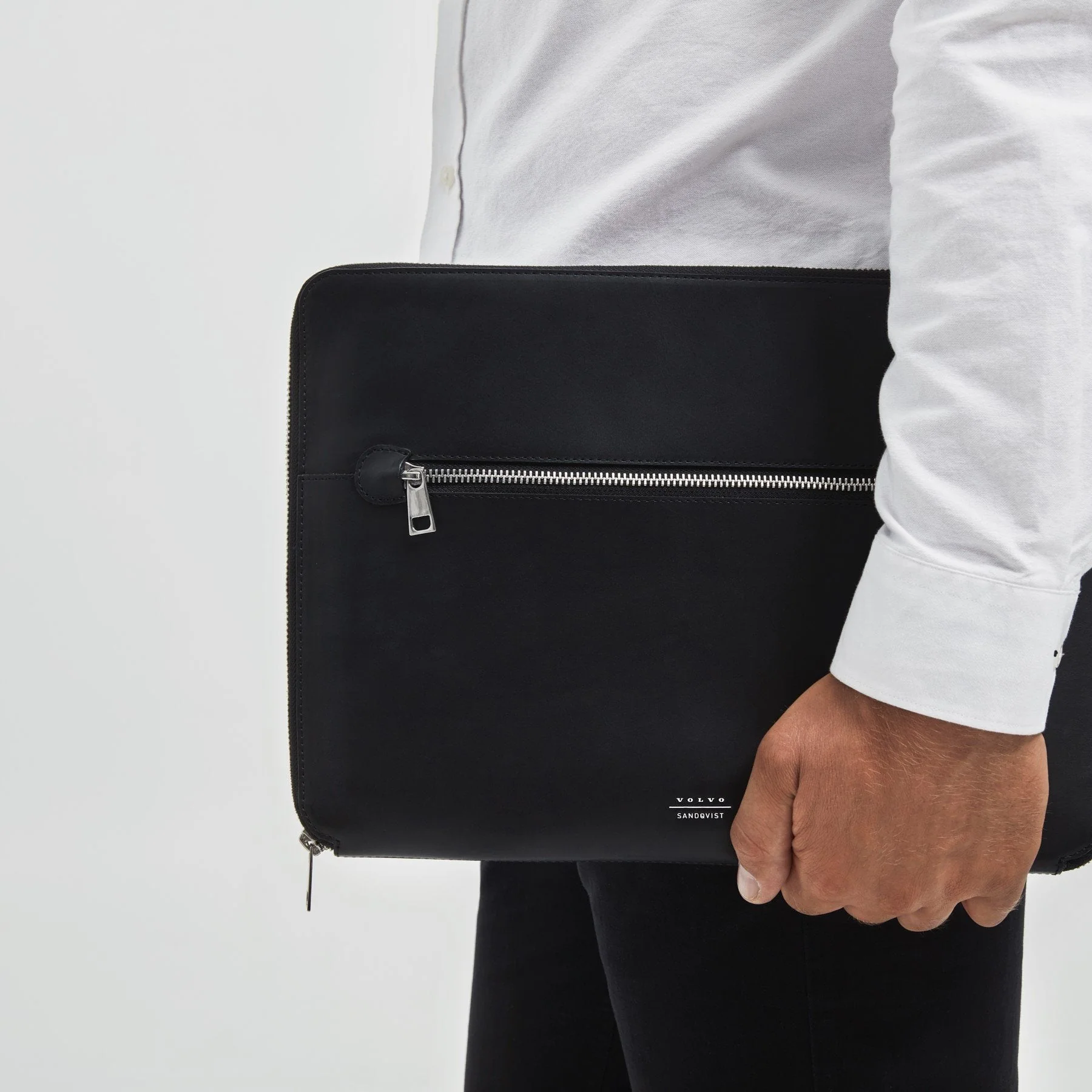 Volvo Sandqvist Leather Laptop Sleeve - Image 2