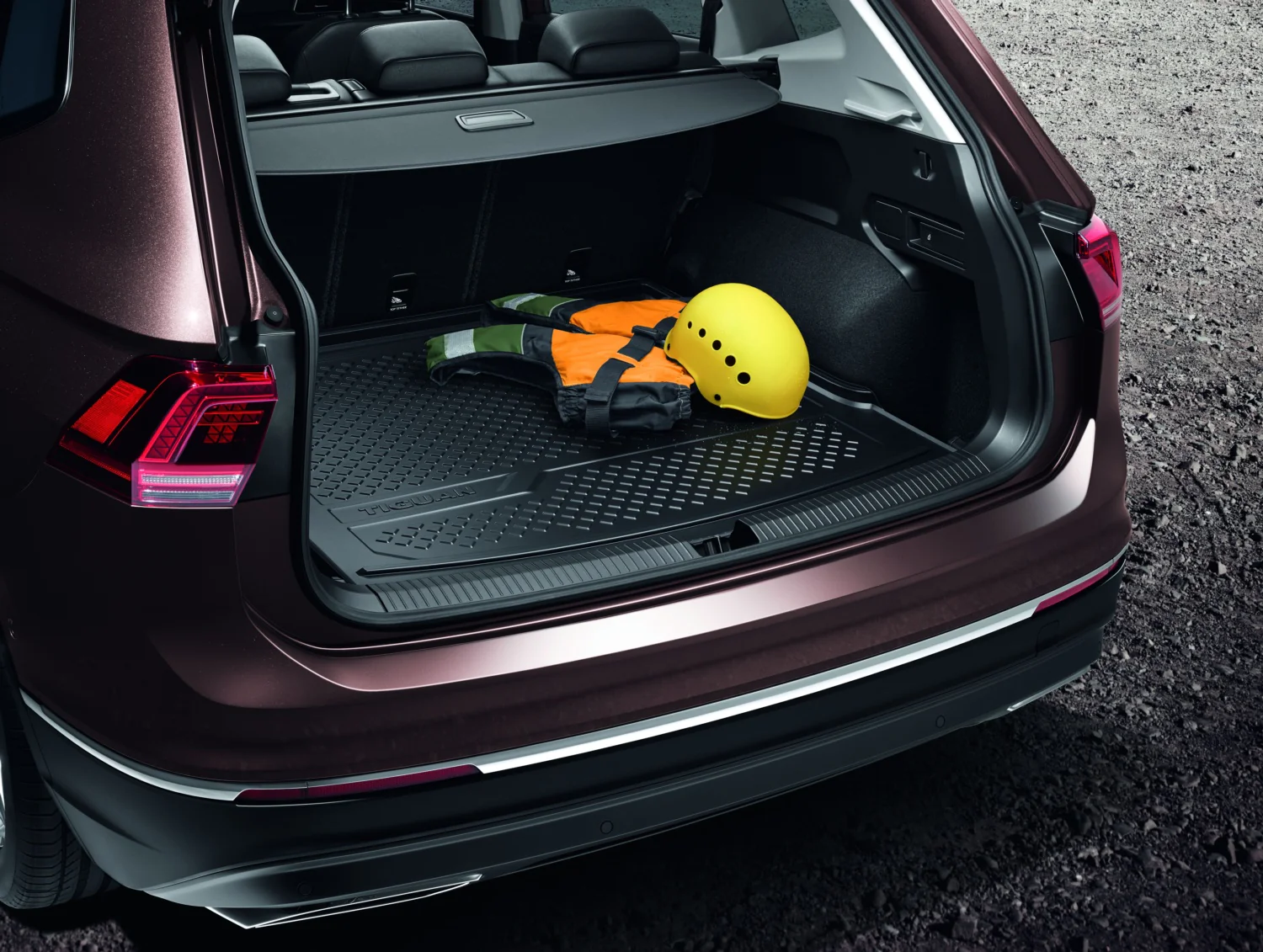 VW Boot Tray - 5 seater - Tiguan