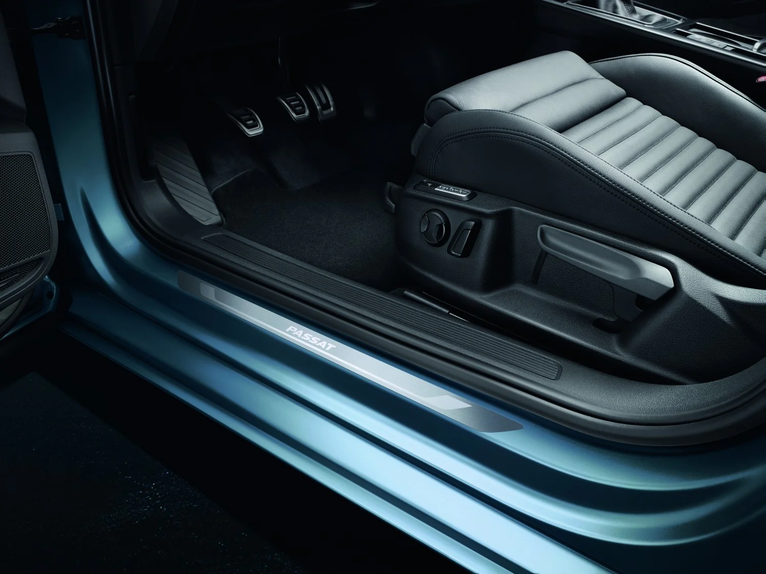 VW Front Door Sill Trim - Aluminium